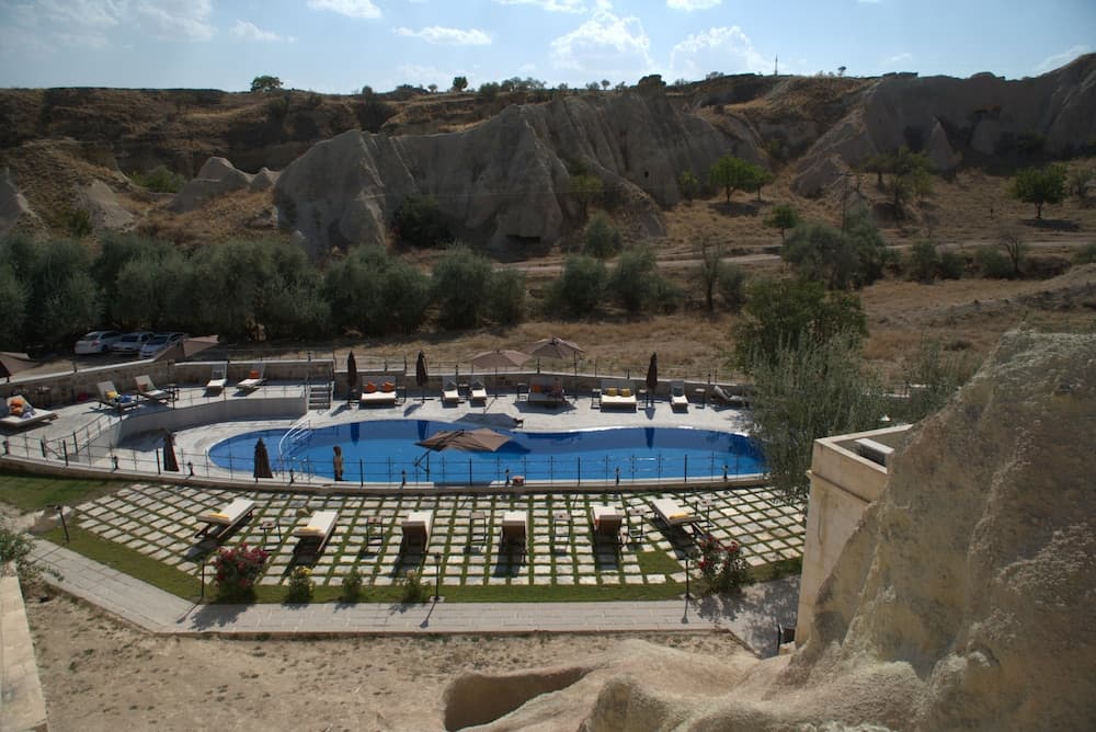 MDC Cave Hotel