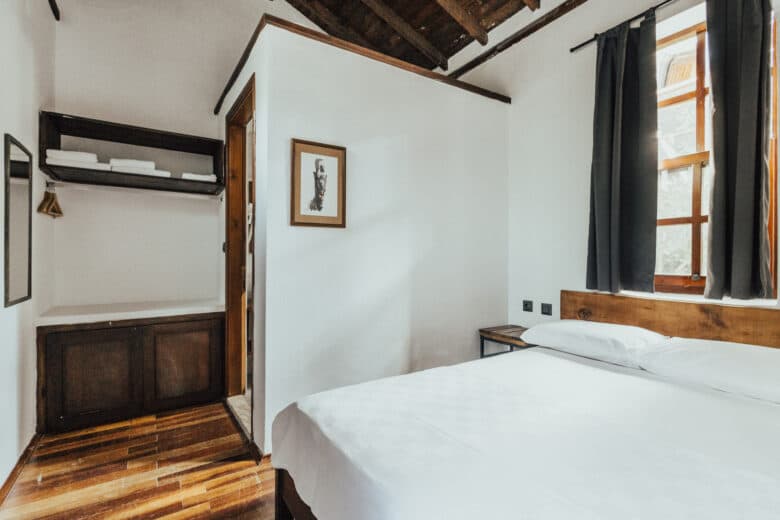 Eski Yeni Tatil Evi