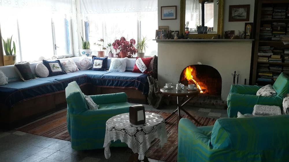 Lipsos Hotel 3