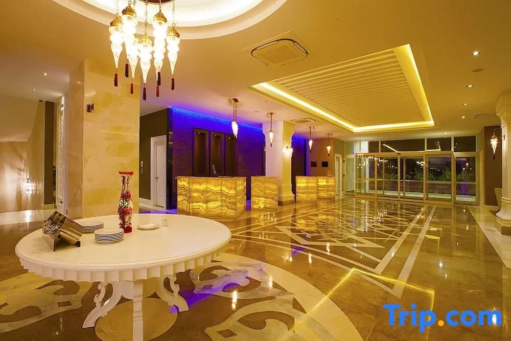 Diamond Elite Hotel & Spa +16 2