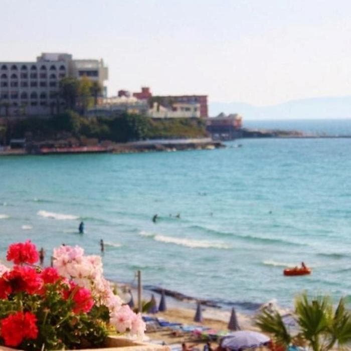 Ladies Beach Hotel