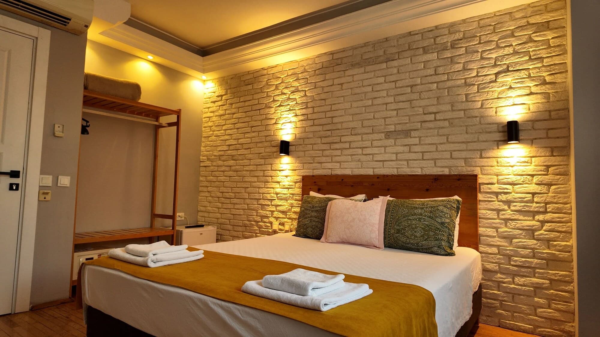 Tu Casa Linda Hotel 4