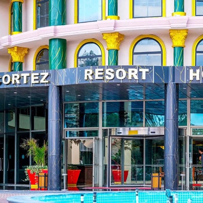 Grand Cortes Resort 4
