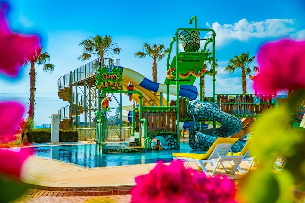 Karya Family Resort Hotel 2