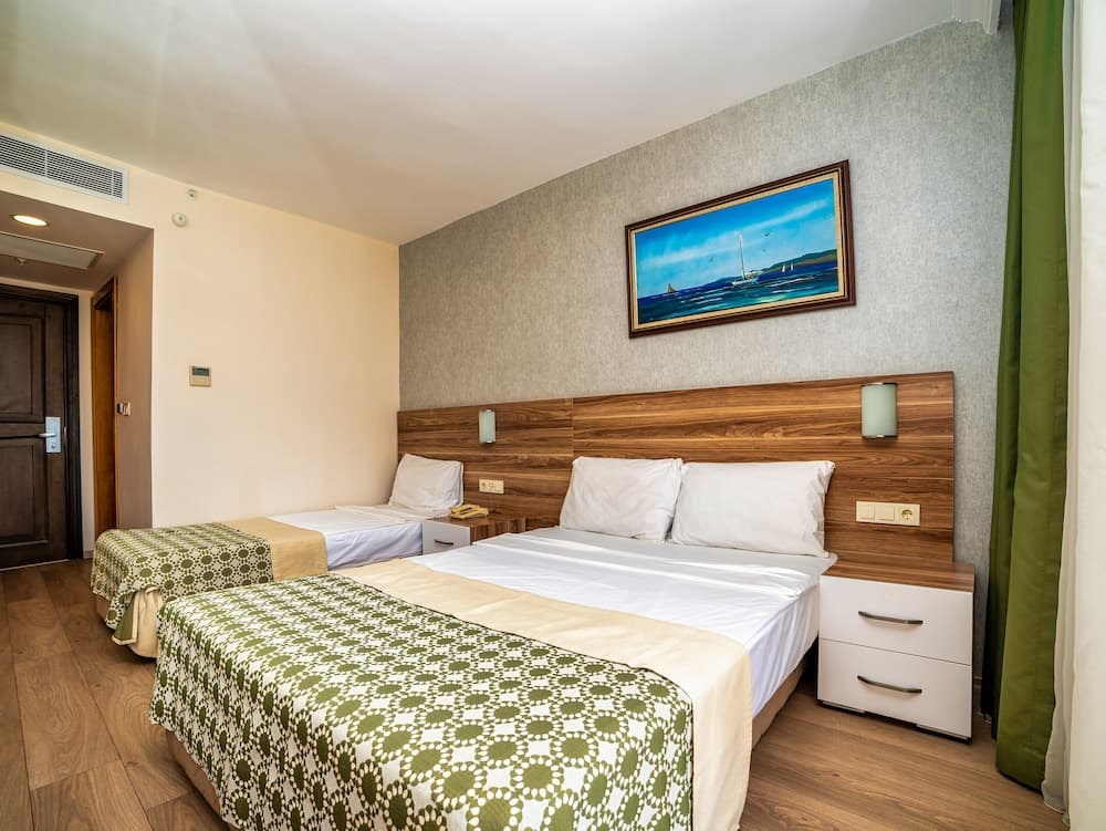 Transatlantik Beach Hotel 4