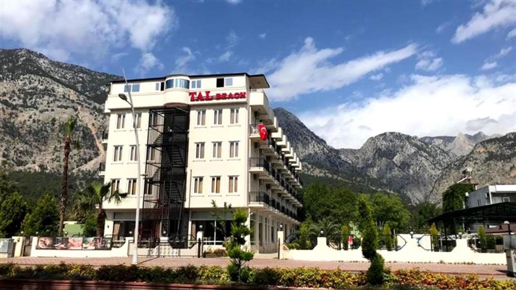 Tal Beach Hotel 2