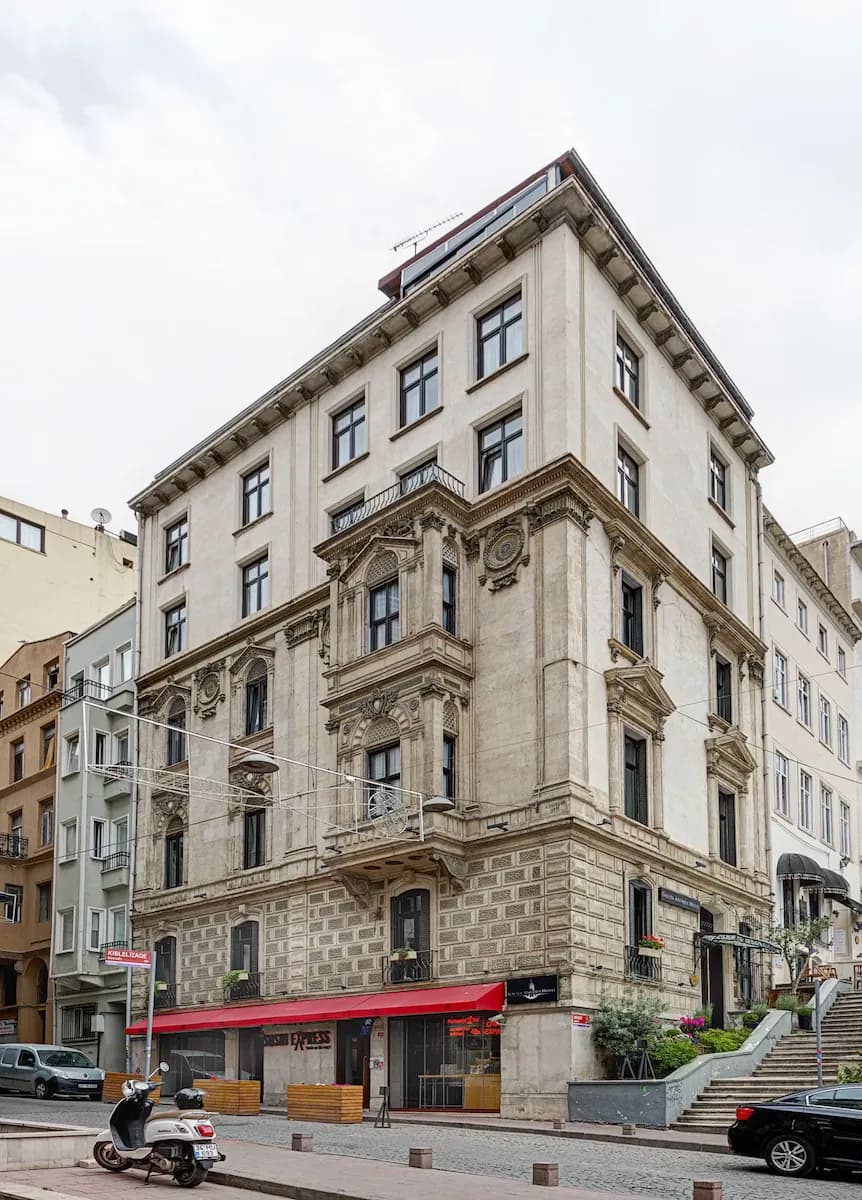 Galata Antique