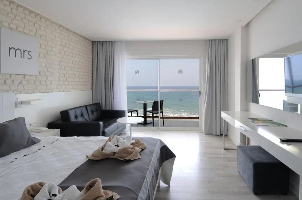 Island Resort 2