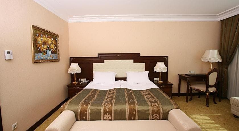 Latanya Palm Hotel 5