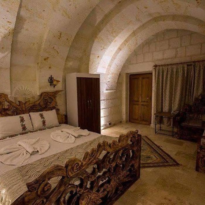 Spelunca Cave Hotel