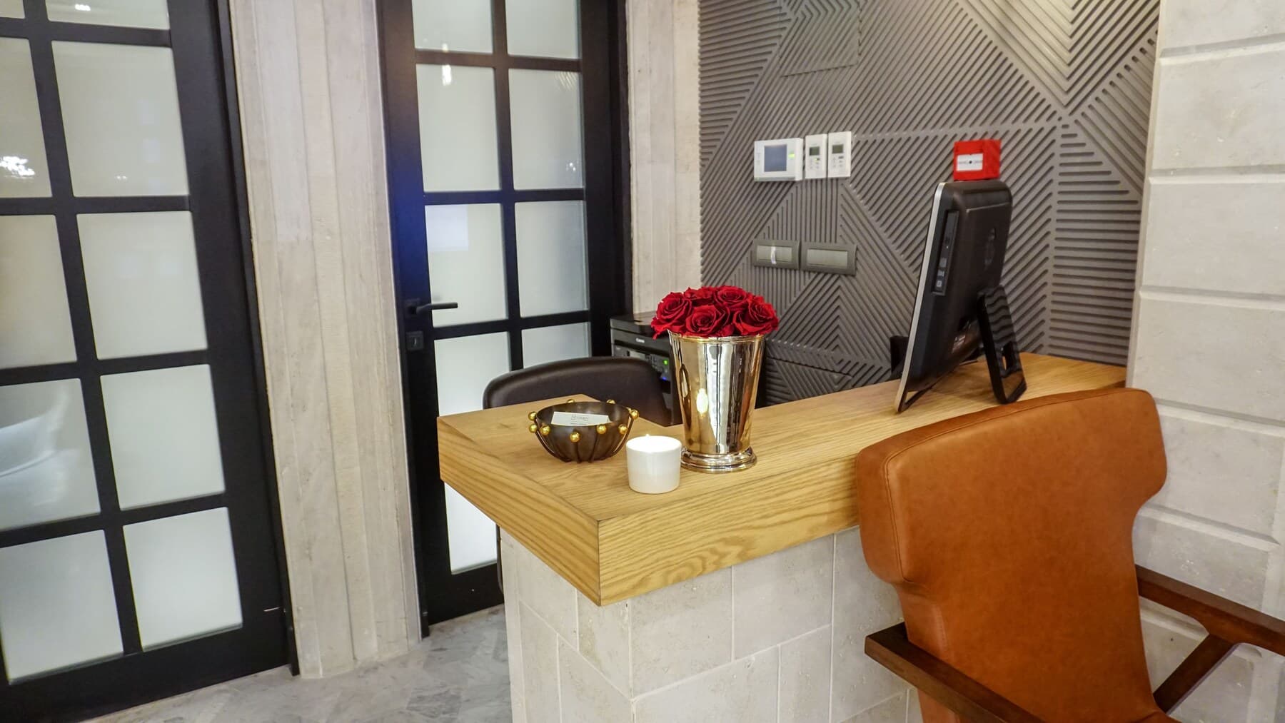Tomtom Suites