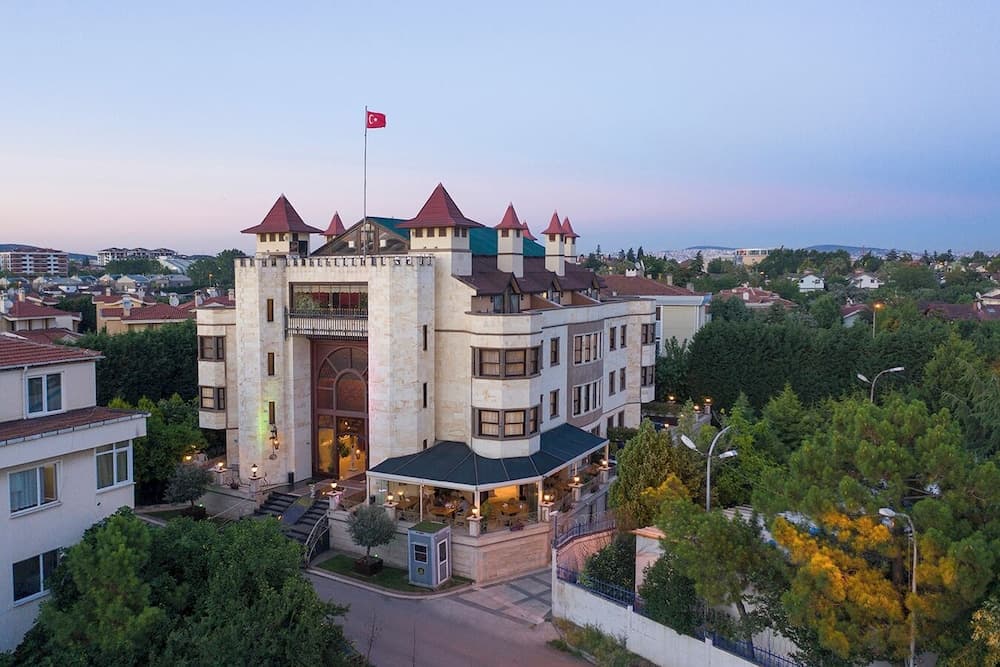 Chatto Residence