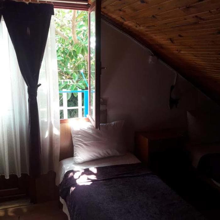 Hellen Hotel Side 3