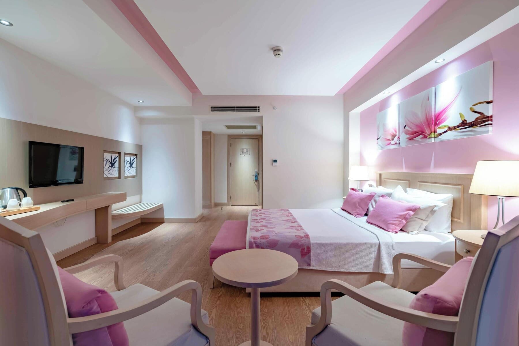 Royal Teos Thermal Resort Clinic & SPA 3