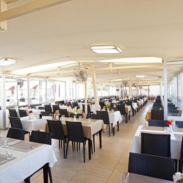 Risa Hotel