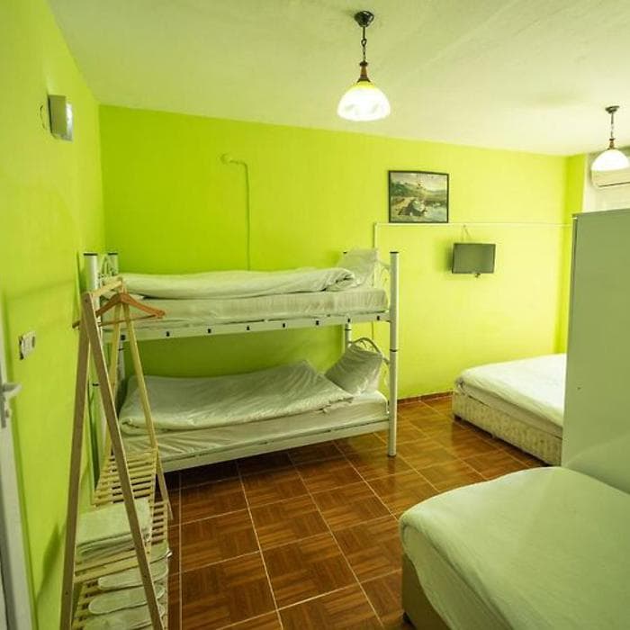 Anz Guesthouse