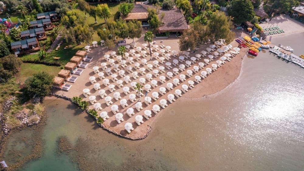 Sugar Beach Club