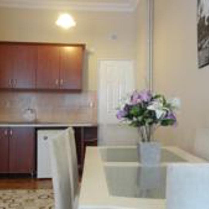La Perla Suites