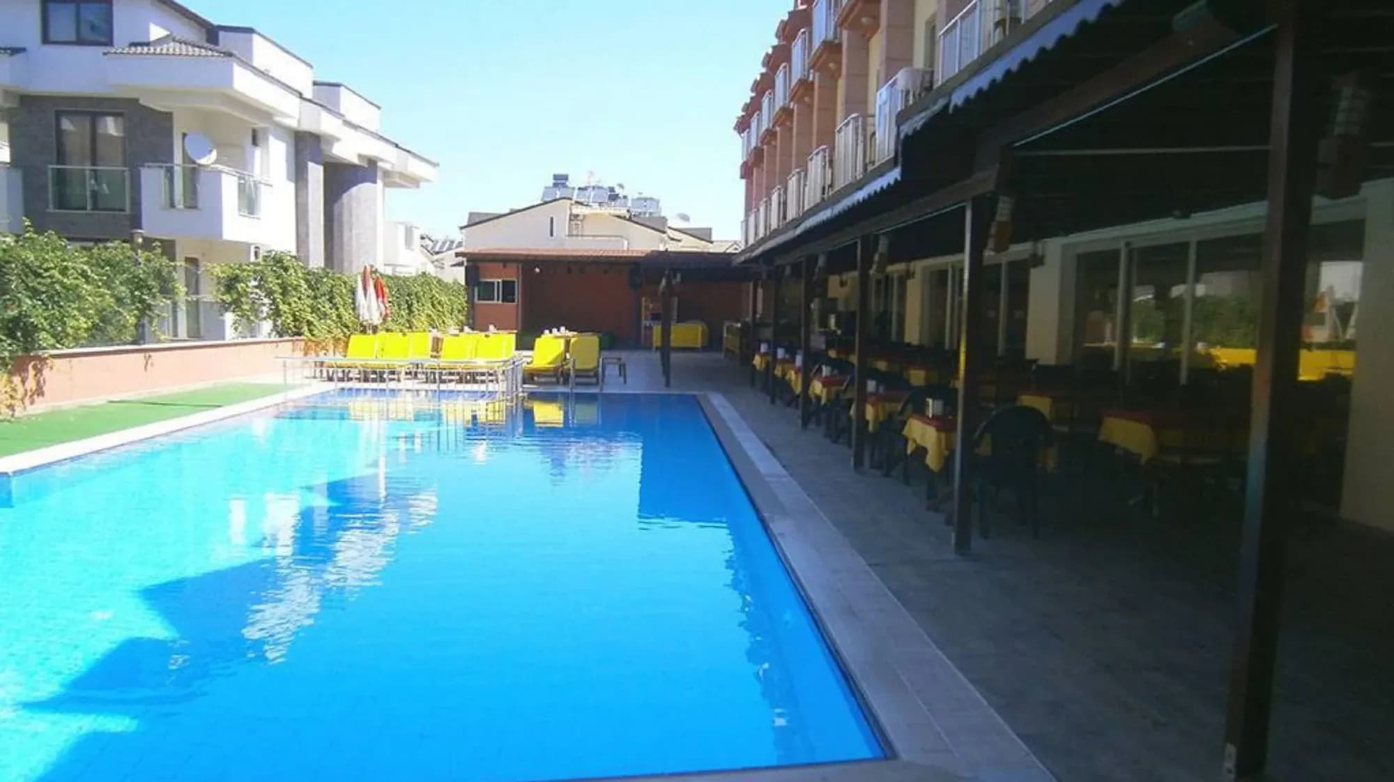 Grand Ayguen Hotel 4