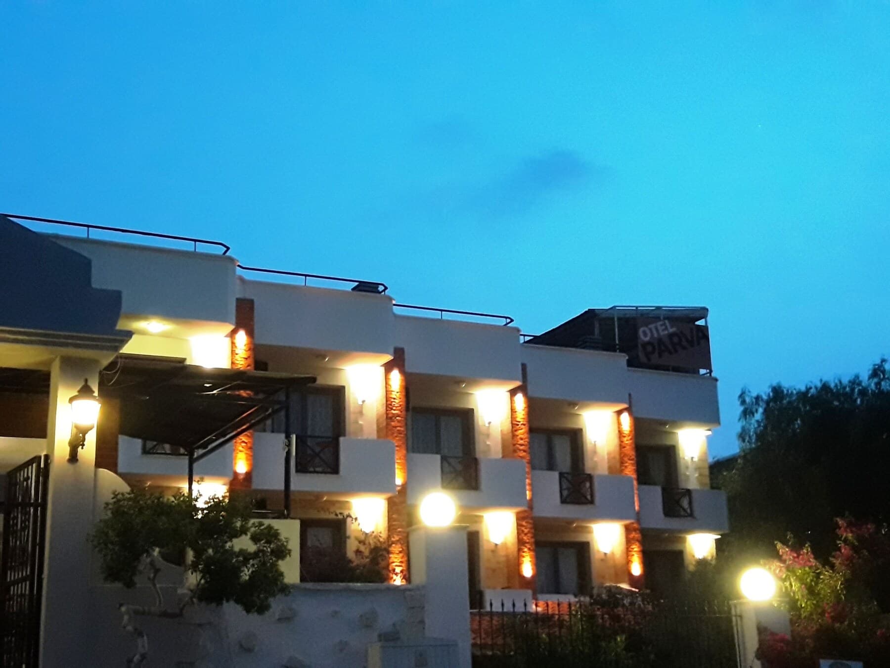 Parva Port Otel