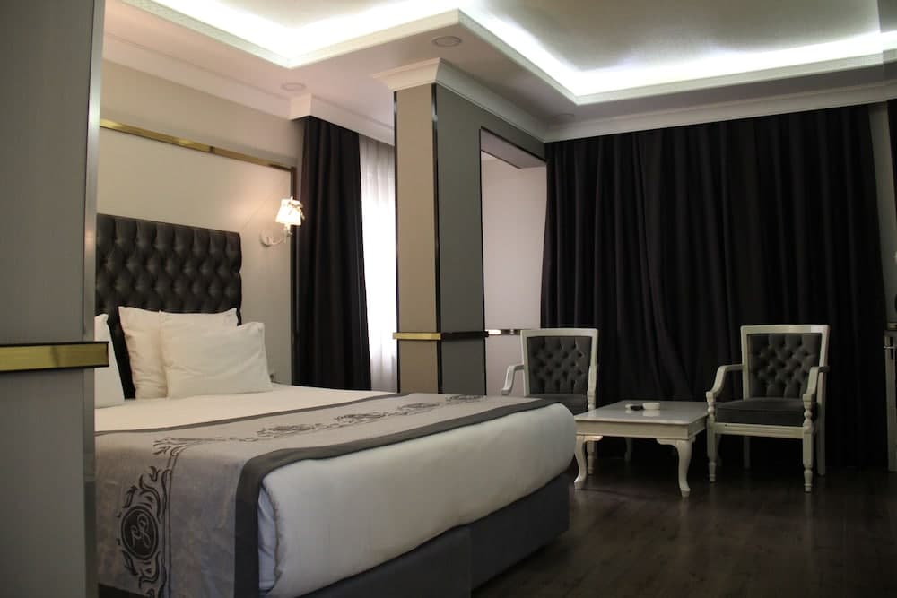 Grand Duayen Hotel