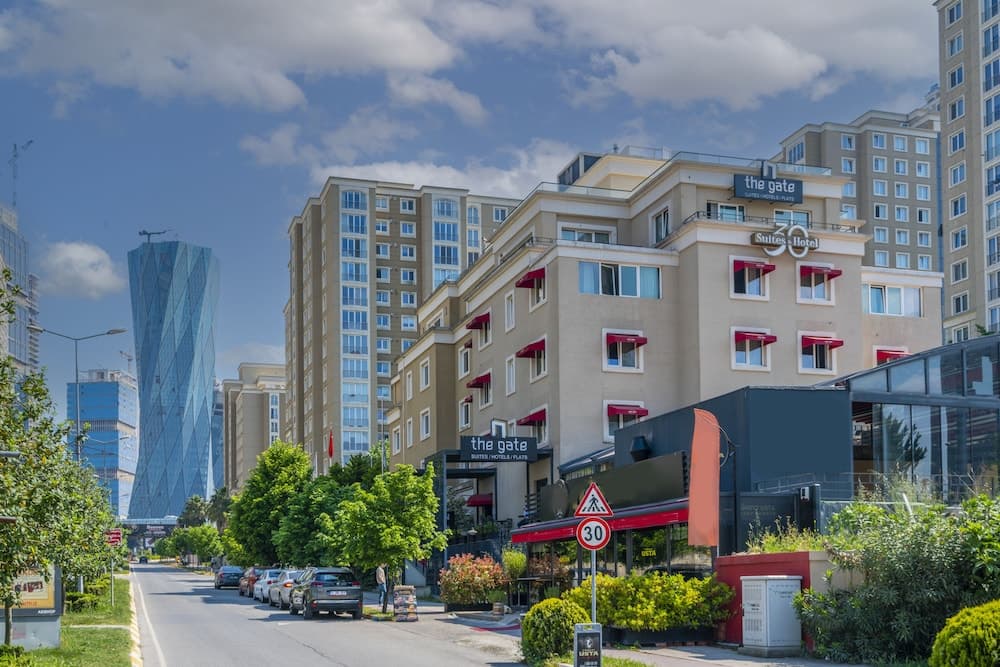 The Gate 30 Suites