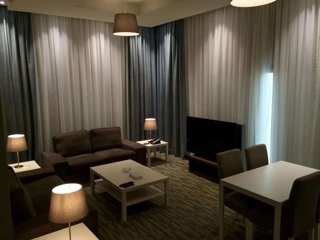 Loren Suites Corniche