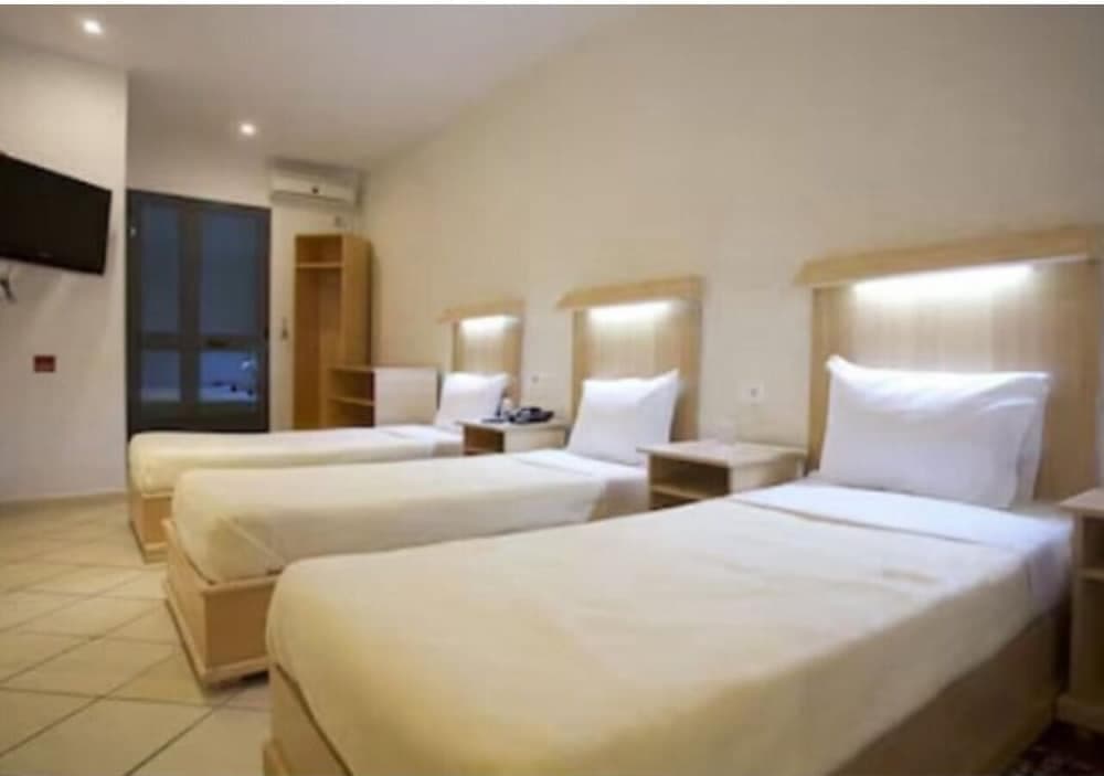 Hotel Roma 5