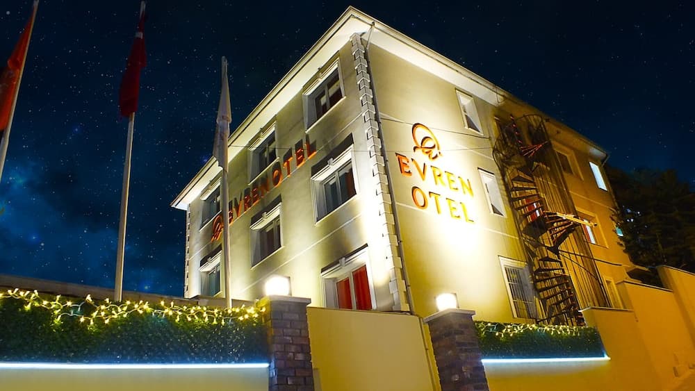 Otel Evren