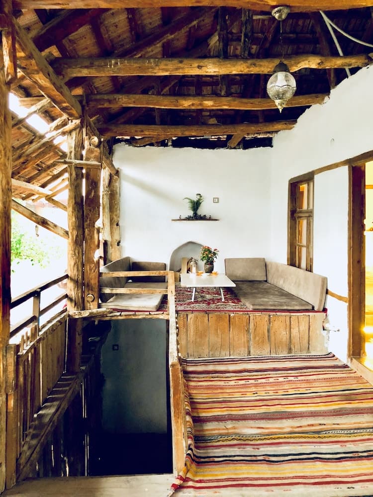 Aliya Garden Köy Evi ve Lezzetleri 2