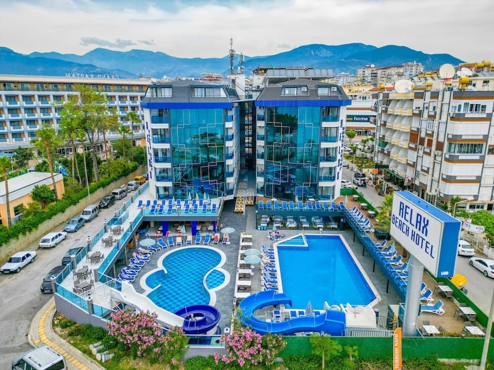 Relax Beach Hotel 4
