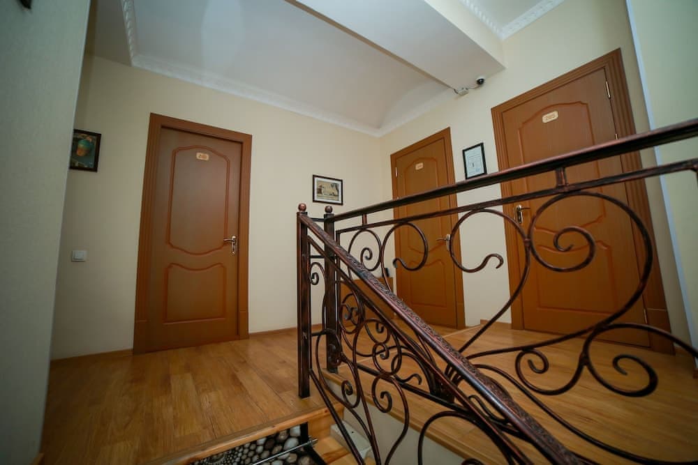 Hotel Rayhon 5
