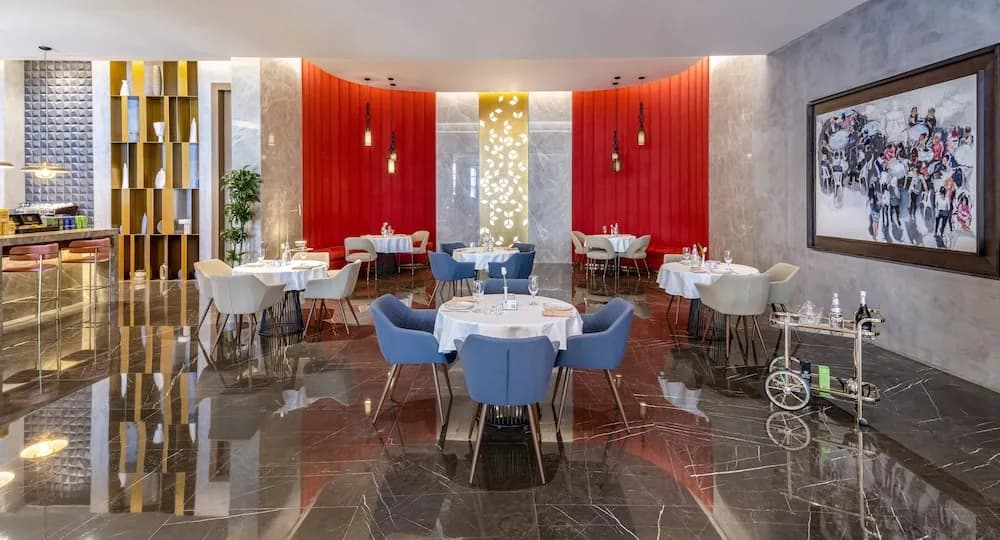 Pullman Sharjah Hotel 2