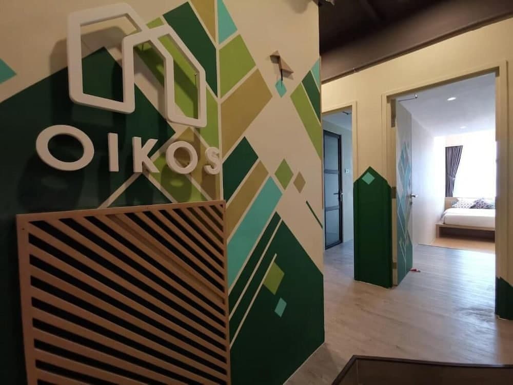 Oikos Poshtel 5