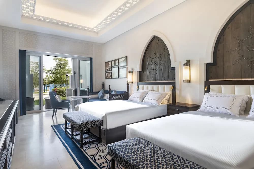 Hilton Salwa Beach Resort & Villas