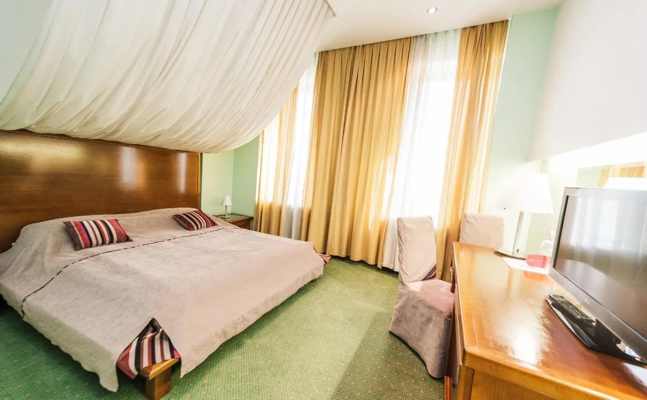 Hotel Astra