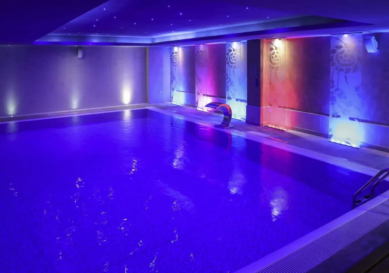 Mövenpick Hotel Sarajevo 5