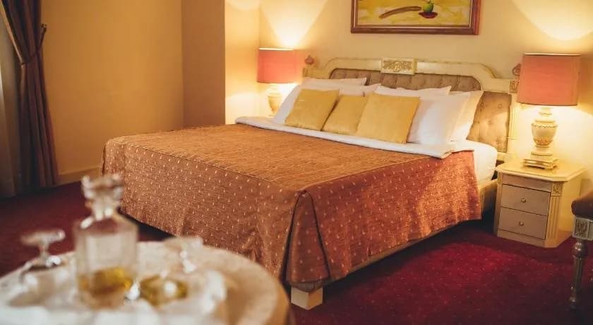 Hotel Bevanda 4