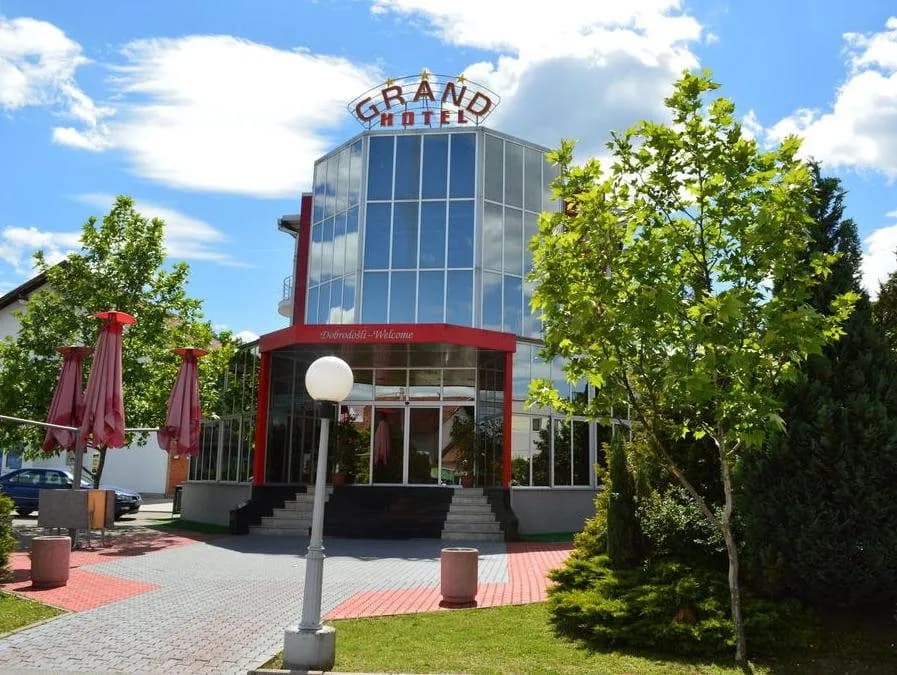 Grand Hotel