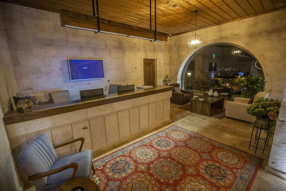 Nino Cave Suites 3