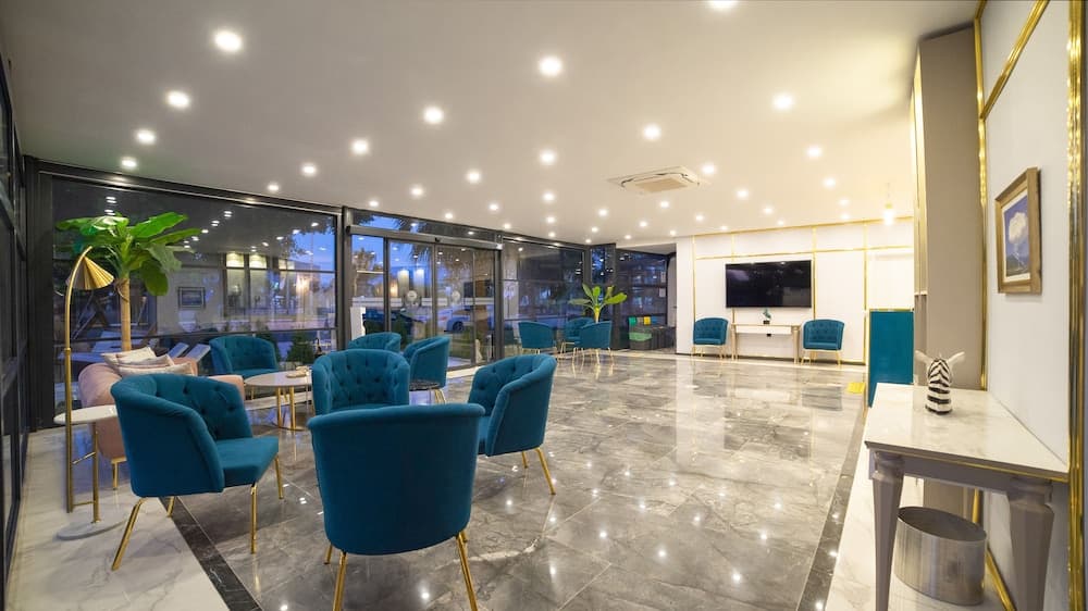 Leaf Port Boutique Hotel 2