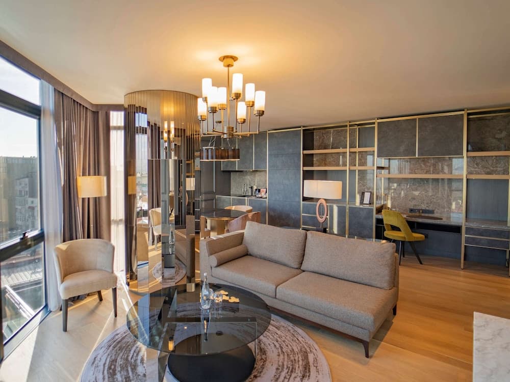 Sofitel Istanbul Taksim 4