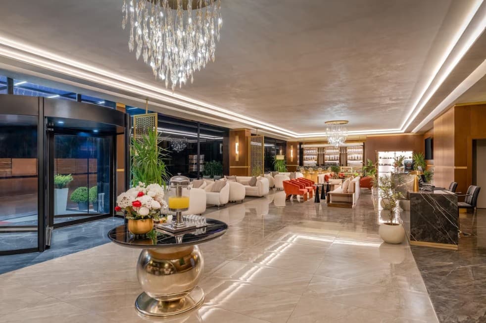 Best Western Premier Hidden Hills Hotel 4
