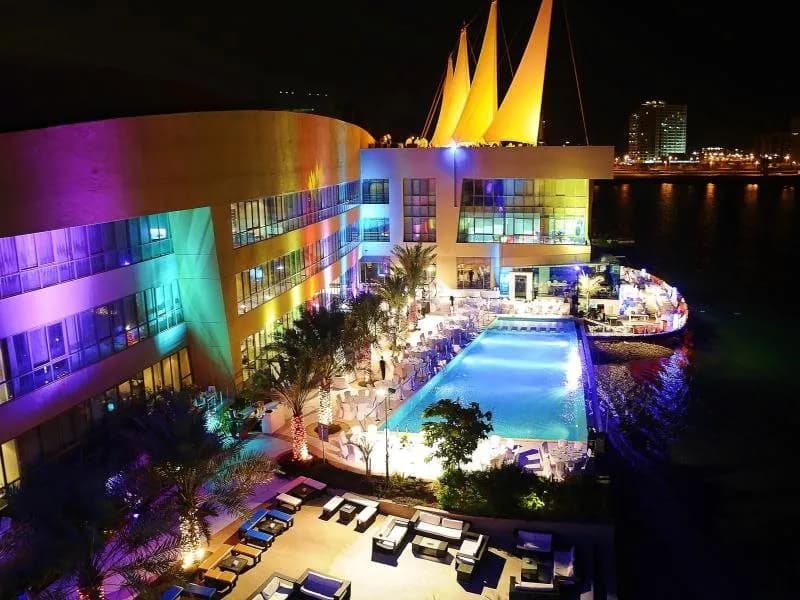 The Dragon Hotel & Resort 3