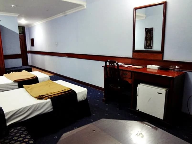 OYO 120 Concord International Hotel 5