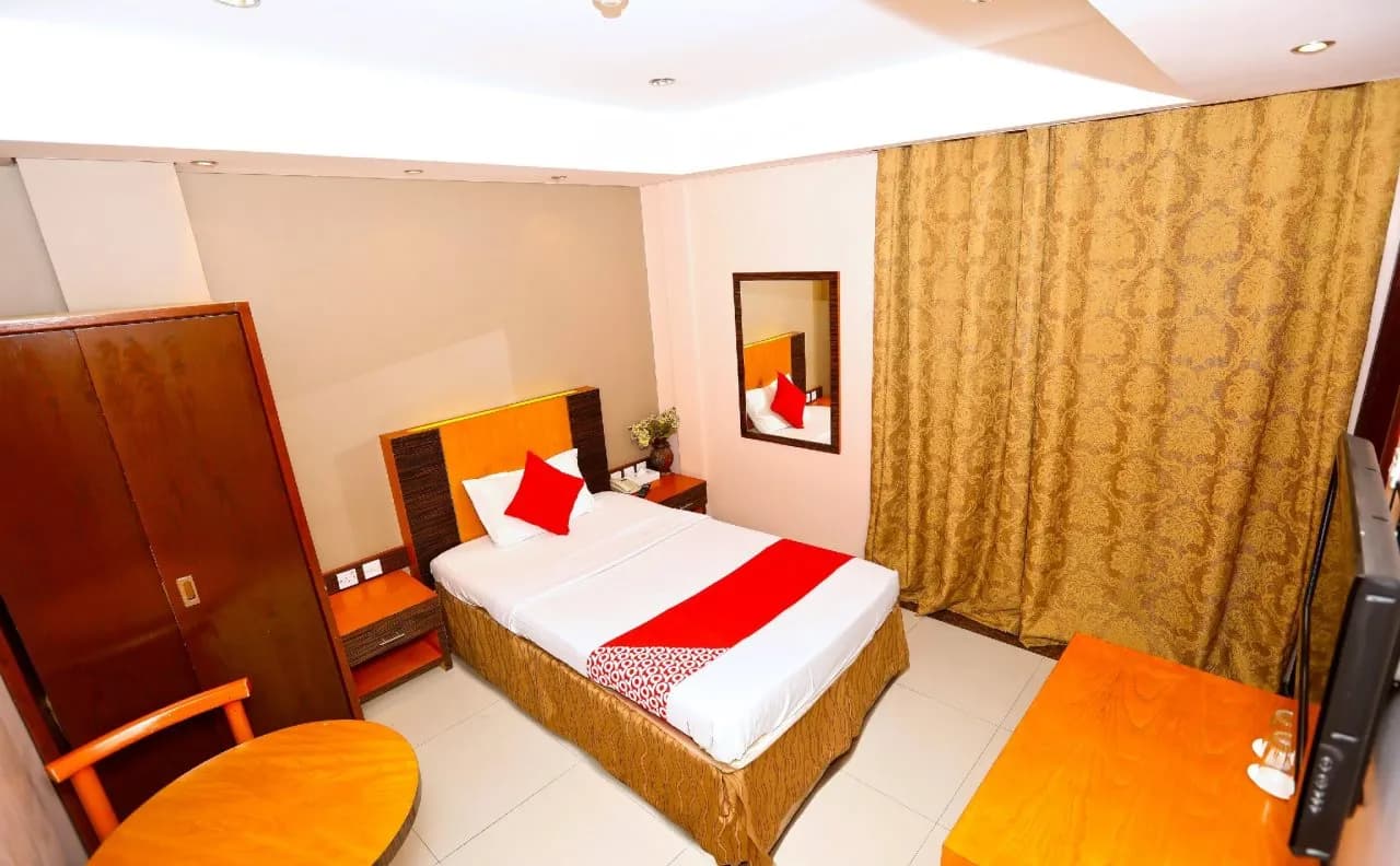 Capital O 102 Sea Shell Hotel 2
