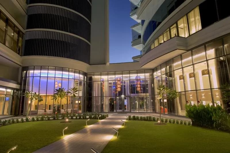 Majestic Arjaan by Rotana 4