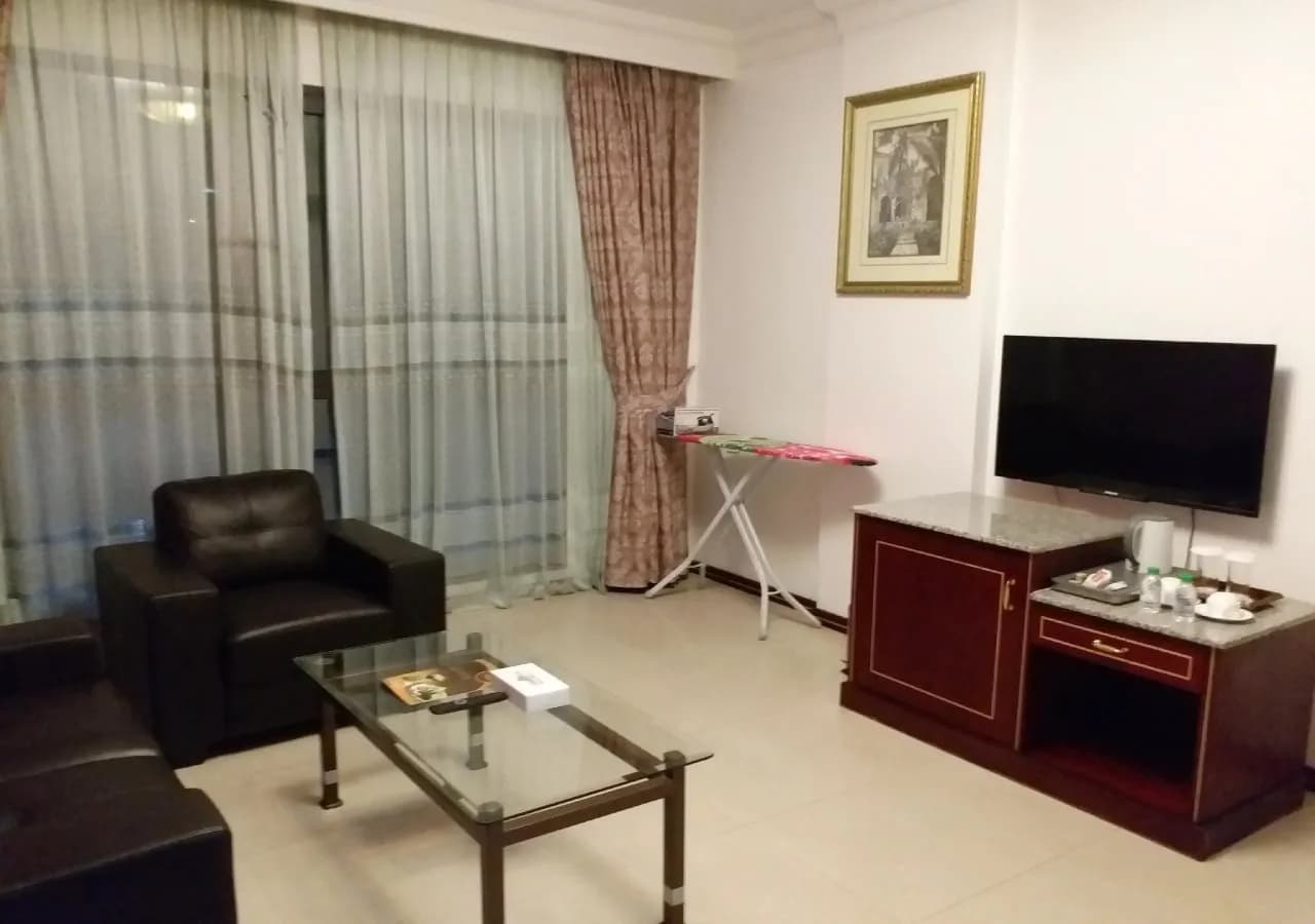 Taj Plaza Hotel 2