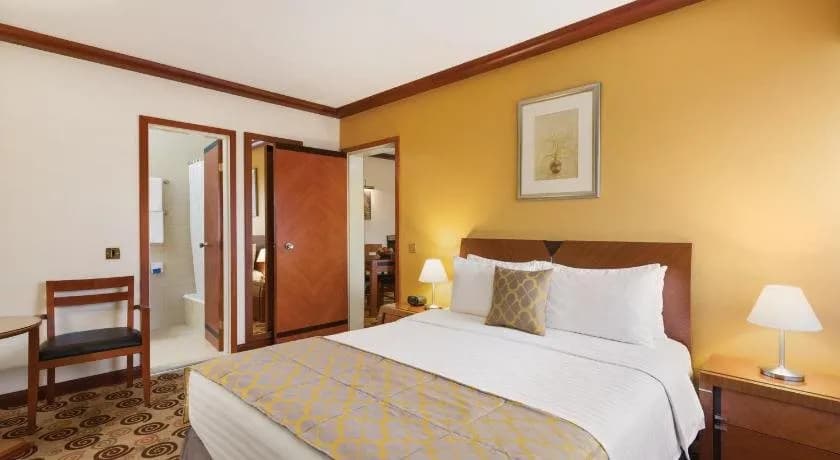 Ramada by Wyndham Bahrain 2