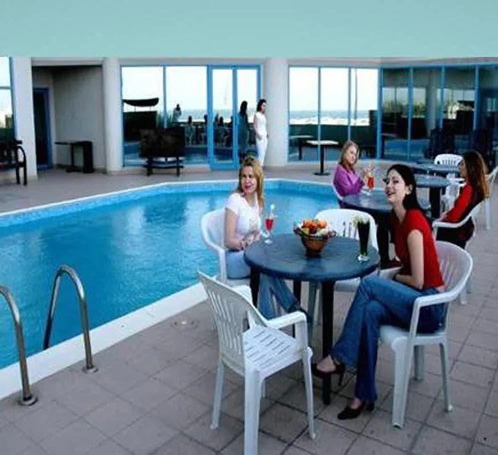 Phoenicia Tower Hotel 4